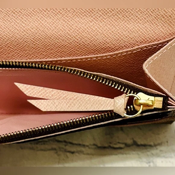 SOLD! ❌ Louis Vuitton Brown Damier Caissa Wallet With Pink Interior & Dust Bag - Picture 5 of 16